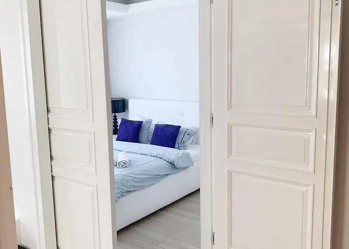 Z Balkonem * 소포트